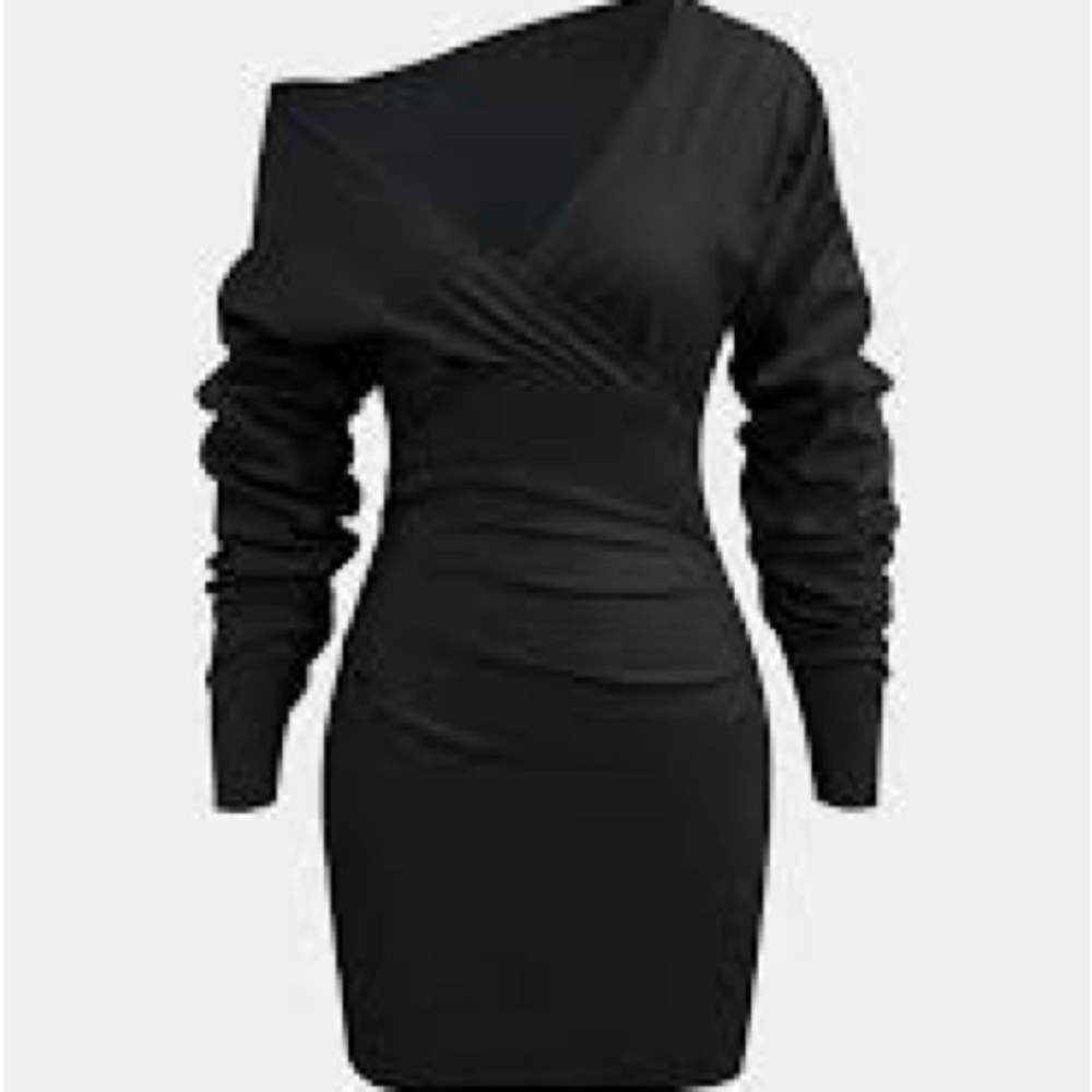 Elegant Black One-Shoulder Dress